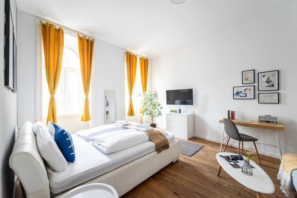 Lite 1Br Near Metro & Center By Hm Lägenhet Wien Exteriör bild